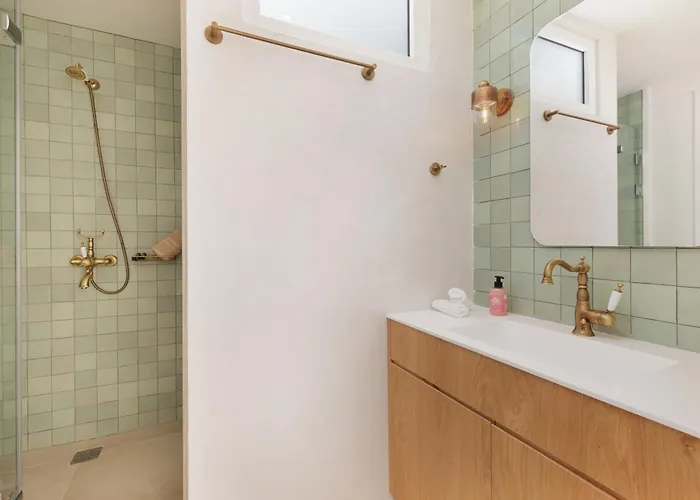 Celestial Suites-top Location Appartement *