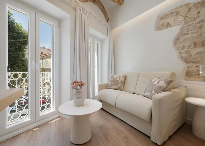 Celestial Suites-top Location * Corfu (city)